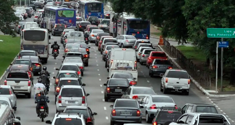 Programa de benefícios para bons motoristas cadastra parceiros